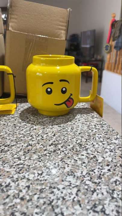 Large Silly Ceramic Mug 5007874, Minifigures