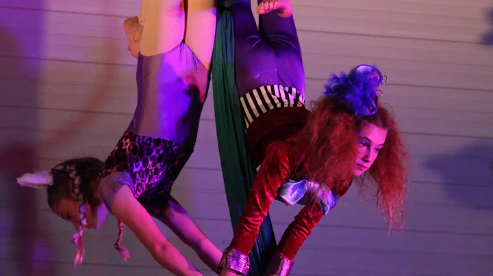 Luella,Aria,Rina...  and Dakotas Foop routine