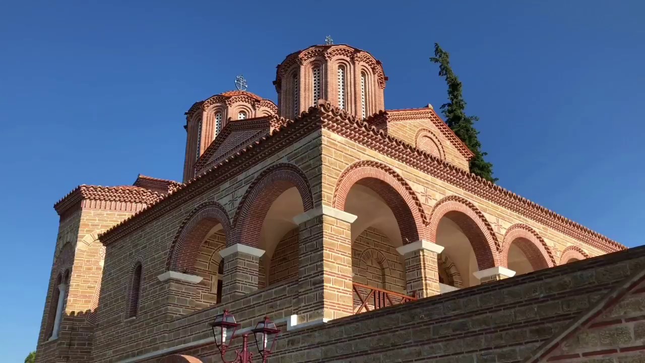 Православные со всей Греции накануне дня памяти преподобного Паисия  Святогорца прибыли на его могилу (фото, видео) | УНИАН