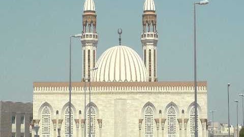 قراءة سورة الفاتحة والمزمل