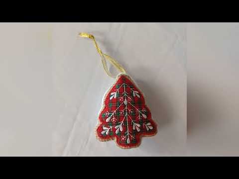 Traditional Christmas Fabric Box - video -  03