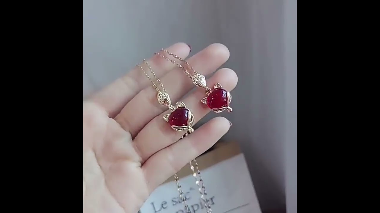 Red Garnet Stone Fox Necklace