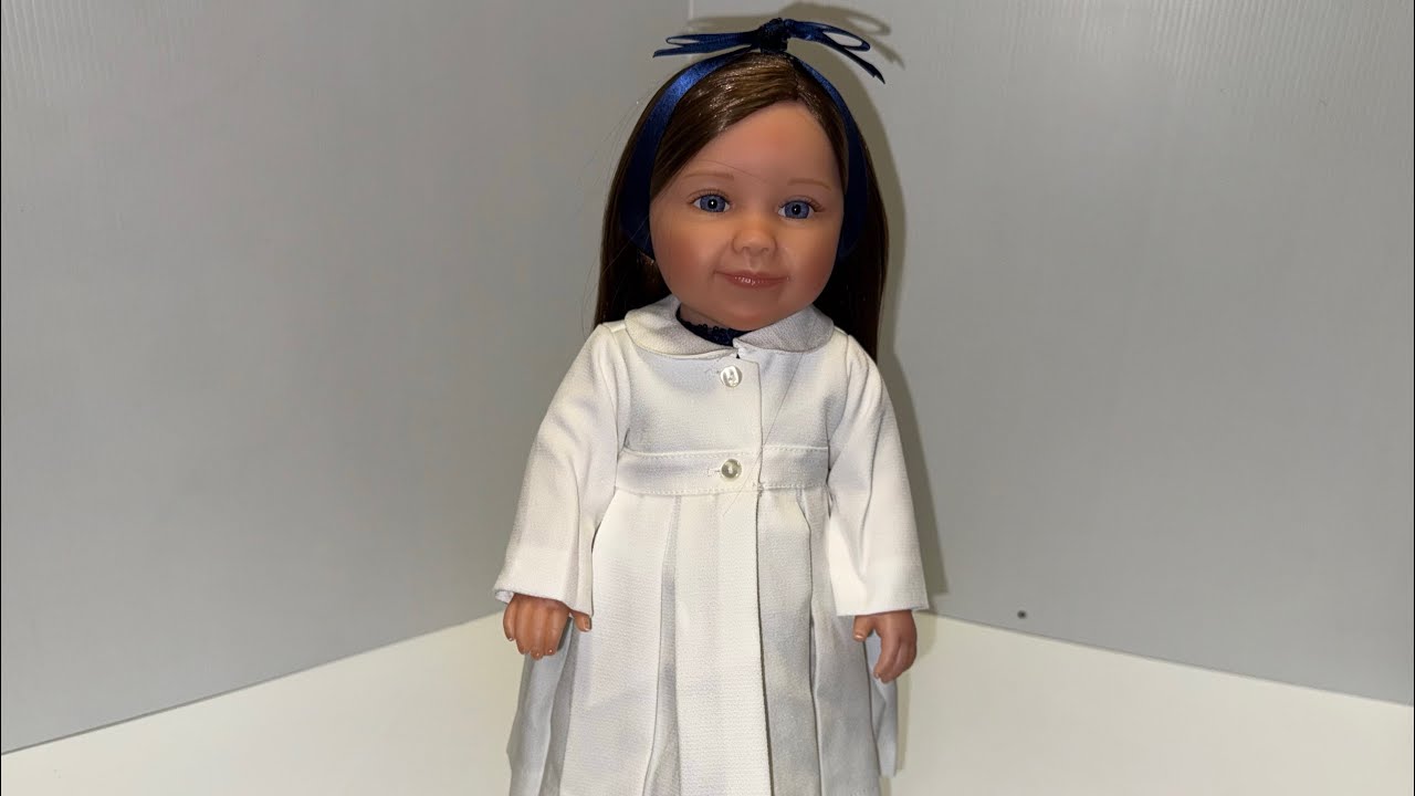 Meet Lucy my new 18 inch doll from Ashton Drake Collections 