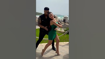 Thumbnail of Antoni y Belen - "El amor que perdimos" PRINCE ROYCE