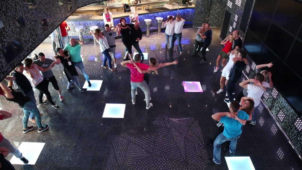 Clase de Bachata Sensual con Korke y Judith - El Crucero del Baile 2016 bachata dance