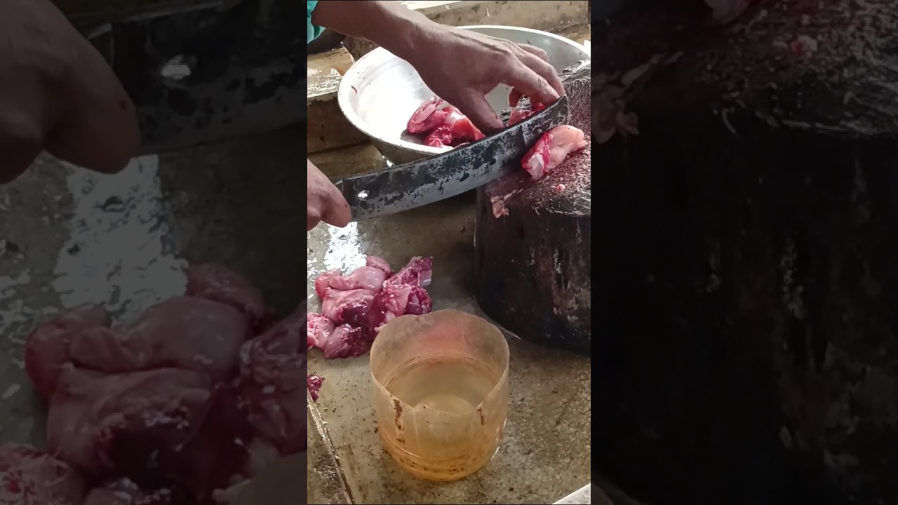Poltri meat cutting ✂️ style. 