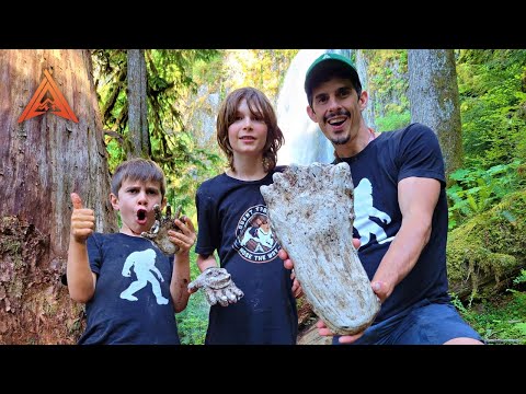 Casting a Bigfoot Print in the Deep Woods!