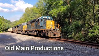 Power of the past: EMD SD40-2 leads CSX E725 through Hoods Mill (4k UHD)
