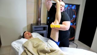 видео: Она вернулась | ASMR Мега жесткий массаж от Марии картинка: Она вернулась | ASMR Мега жесткий массаж от Марии