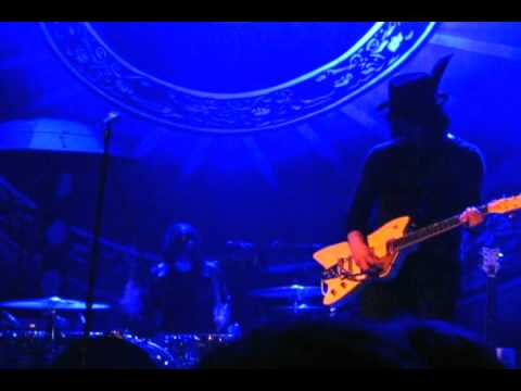 The Dead Weather-Will there be enough water 2010.avi