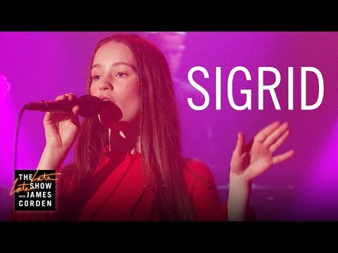 Sigrid: Don't Kill My Vibe (Apple Music Up Next)