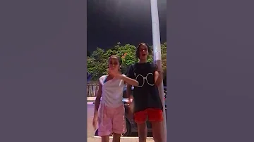 كلها كدابه و محدش حمل الدبابه 