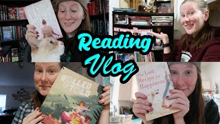 Reading Vlog: Everything Leads to You & mini book haul & cataloging my graphic novels!