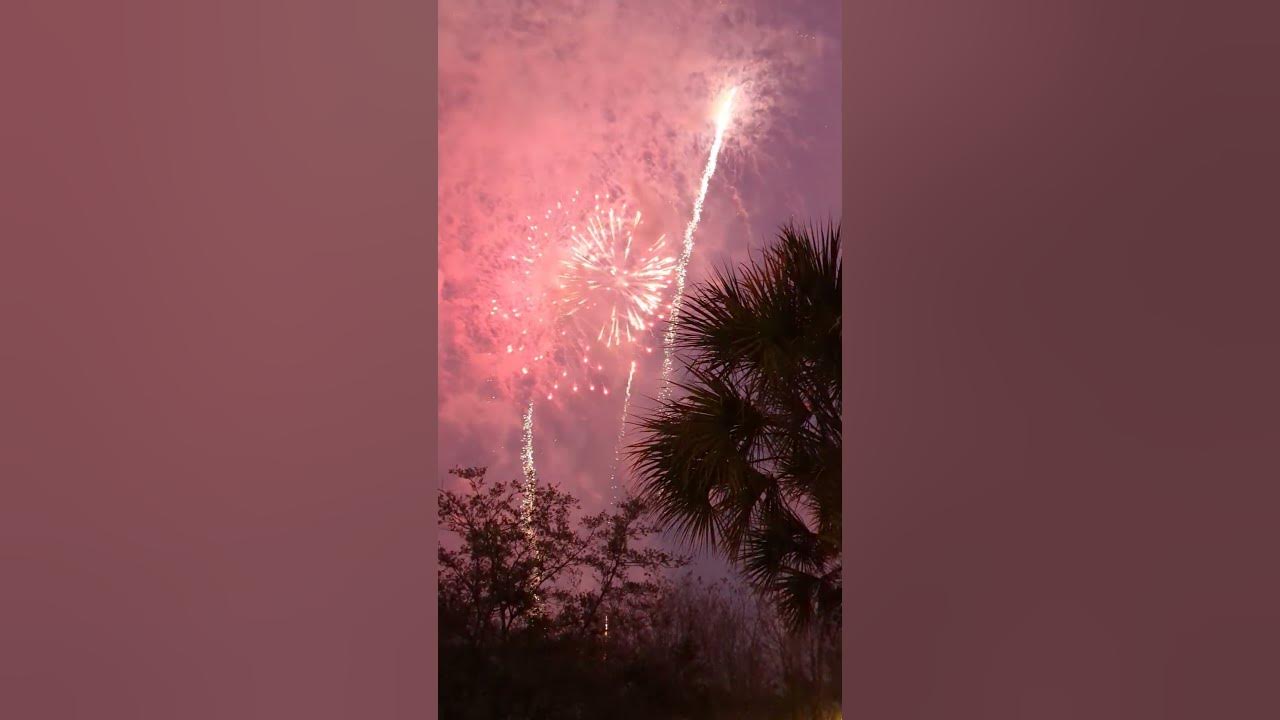 Fireworks at Valdosta State University Graduation Ceremony 2022. YouTube