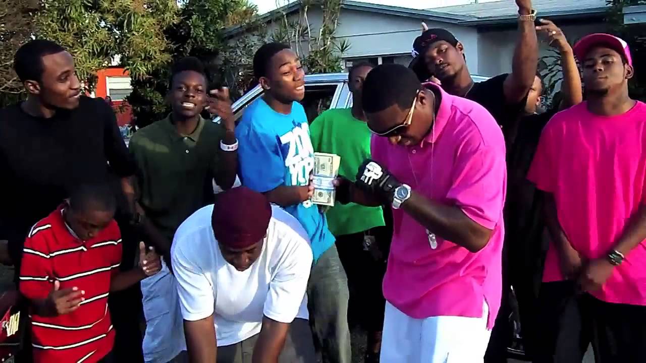 UMMA BALL BY COOLEY FT. ONEHUNDA