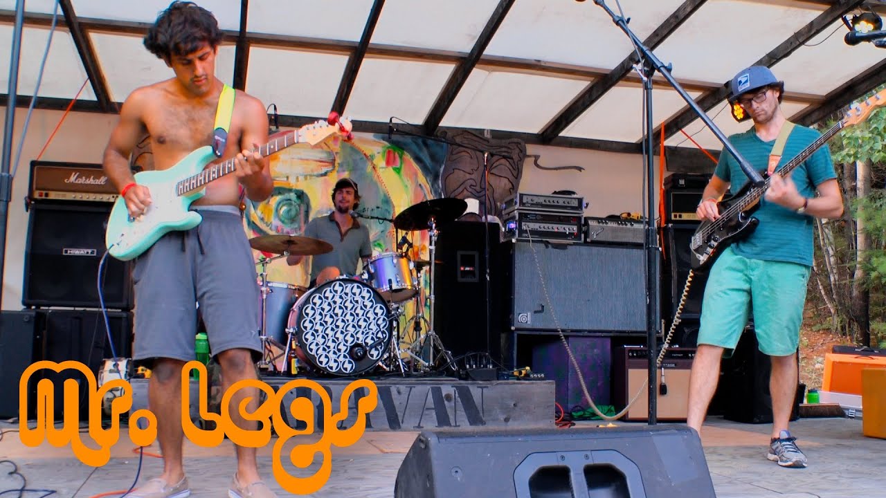 Mr. Legs - 'Green' - Caravan 2015