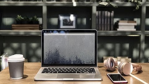 LIVE #7 Insert data to mongodb, mongodb and python script with docker