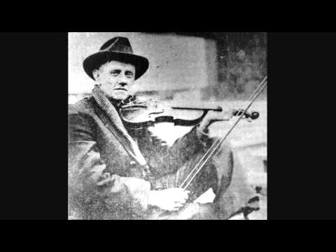 Fiddlin' John Carson - Be Kind To A Man When He's Down bekijken op YouTube