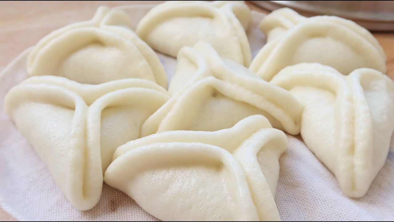 糖三角做法(糖包)| 小时候最喜欢的糖三角,入口绵甜不破皮不流糖,表皮暄软,总也吃不够 - YouTube