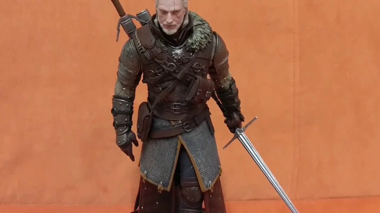The Witcher 3 Wild Hunt Geralt Ursine Action Vinyl Figure 24cm