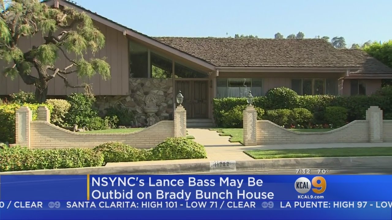 Lance Bass tried to buy home featured in 'Brady Bunch'