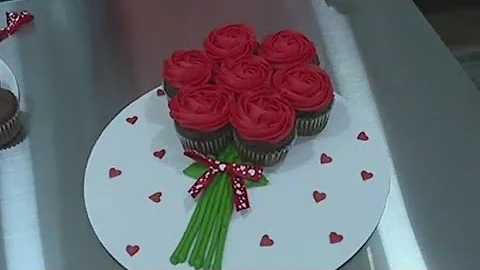 Making creative Valentine's treats at Cupcake Cuties