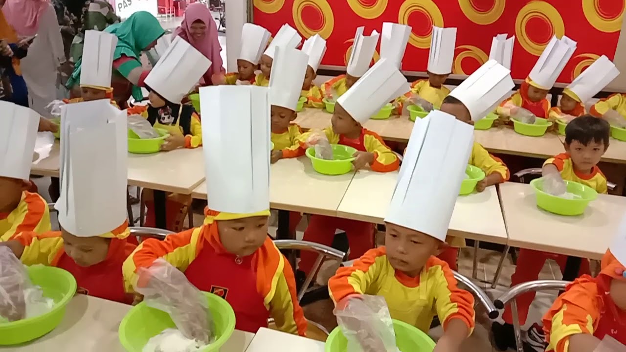 Cooking class my students - YouTube