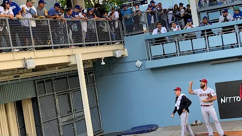 Madison Bumgarner claps back at Dodgers fans taunt...