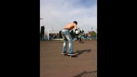 Skateboard Ollie