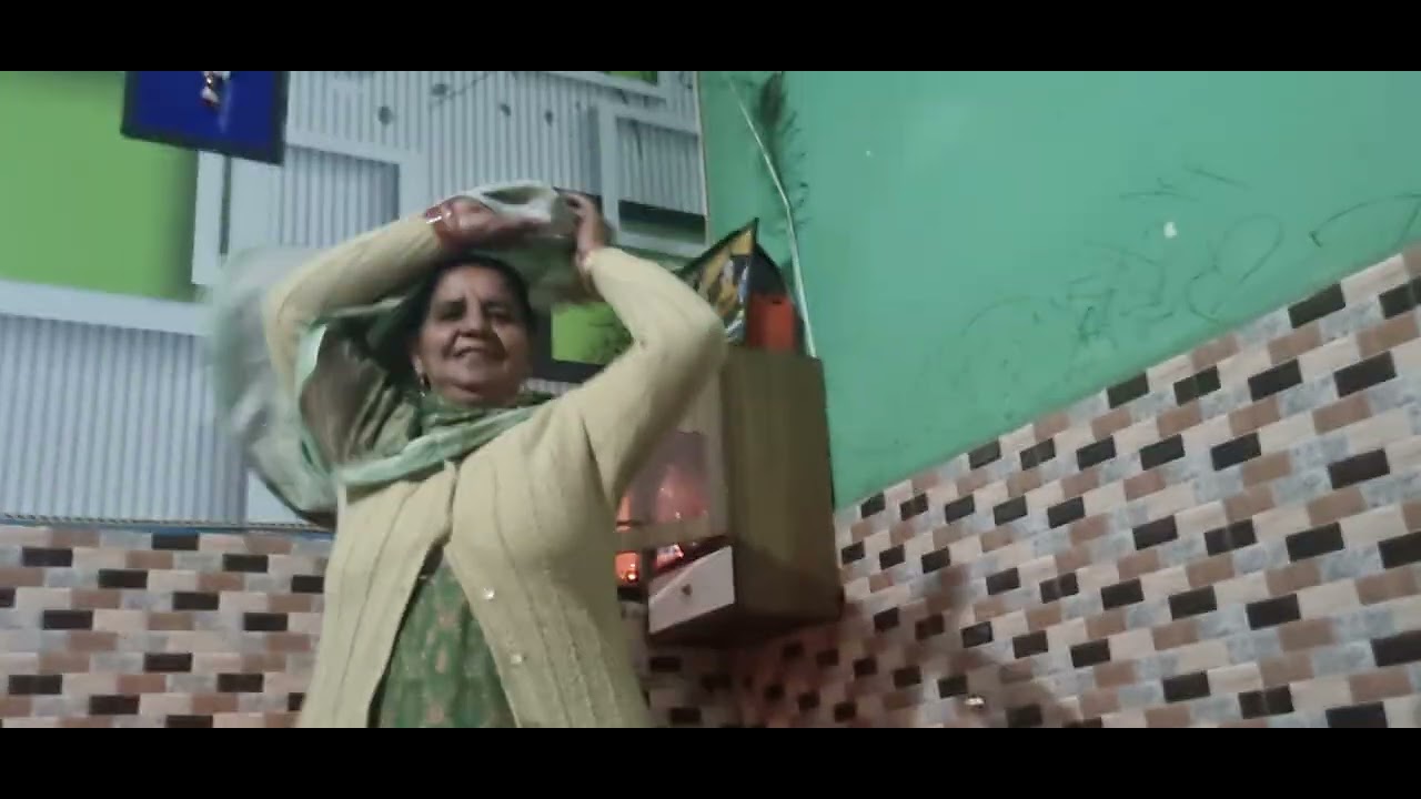 मैया मेरी के देगी भवन में नाचन आई।।🌺,#