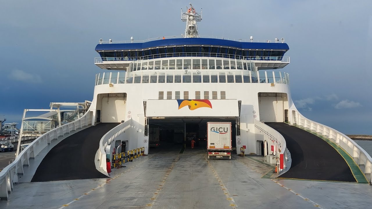 European Trucking - Trucks in Calais, Feb 2025