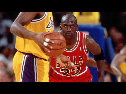 Basket : 60 histoires à connaître sur Michael Jordan, la légende de la NBA  et du sport qui fête ses 60 ans