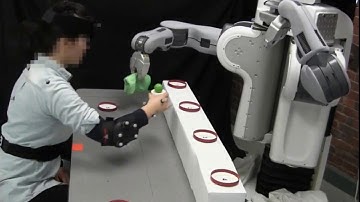 Unsupervised Early Prediction of Human Reaching for Human-robot Collaboration in Shared Workspaces