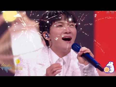 周深Charlie Zhou Shen大湾区中秋《灯火里的中国》，有人说这版改得不好，你觉得呢