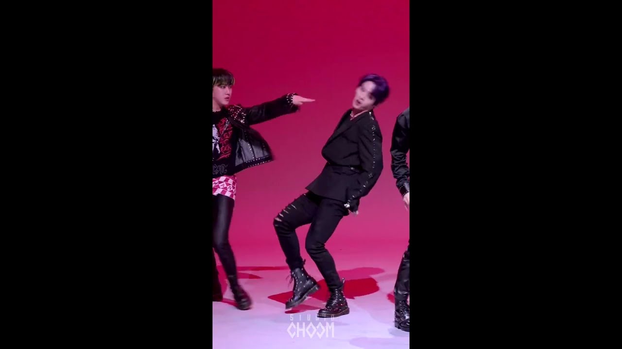 Stray Kids Lee know Fancam (Stage Mix) - Maniac