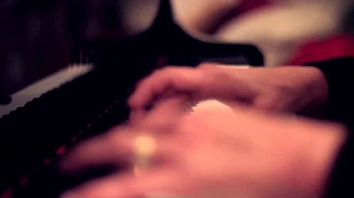 Susan Ward - Carol Of The Bells (LIVE original arr...