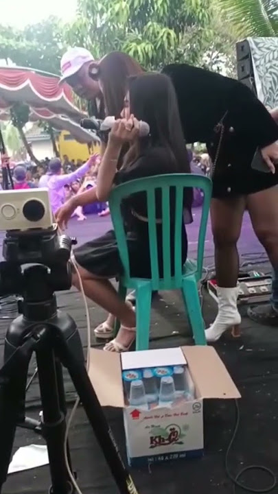 Lusyana Jelita FEELNYA dapet banget saat MENYANYIKAN LAGU INI