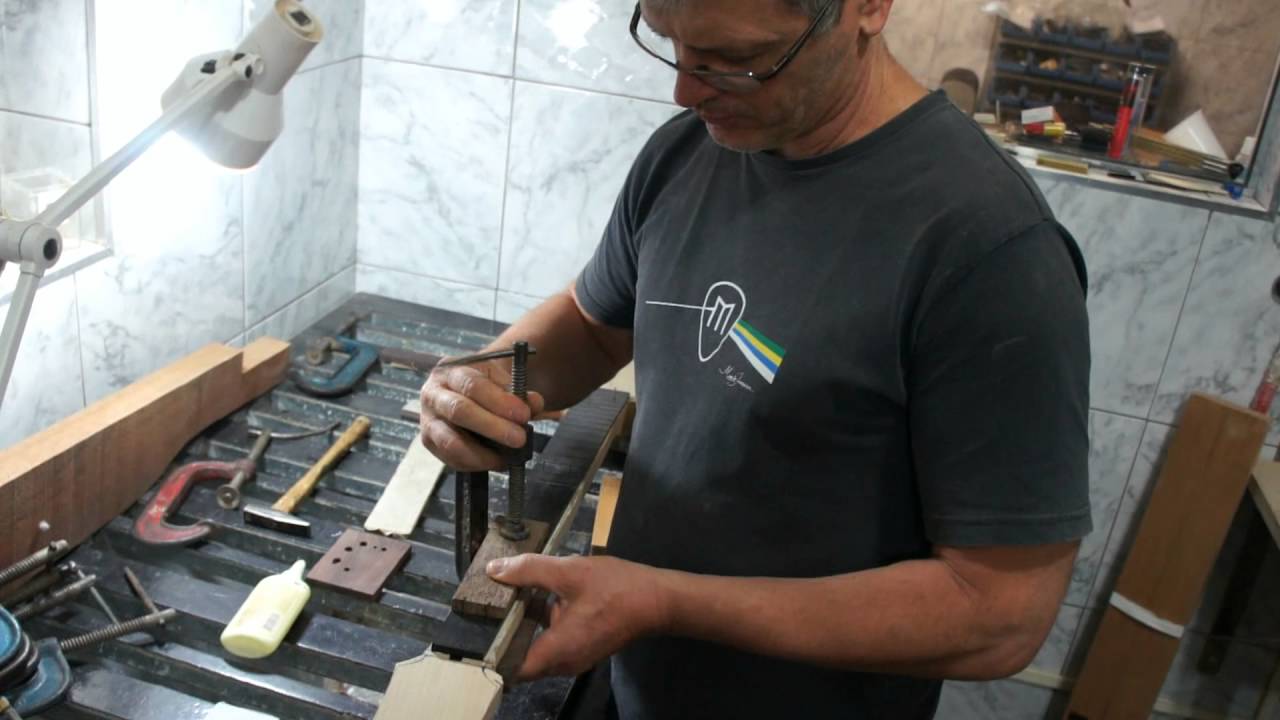 Gene Simmons´style Bass-hand made by Murilo luthier