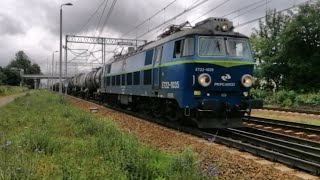 ET22-1035 z cysternami, stacja Krzeszowice
