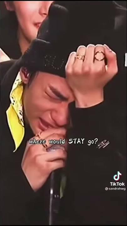 Crying hyunjin is everyone's weakness