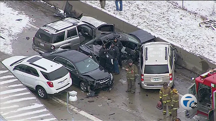 Massive deadly pileup on I-75 in southwest Detroit
