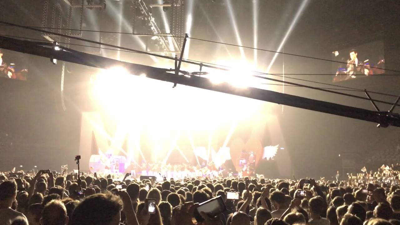 Intro @Arena @Bercy @Mika @Big Girl