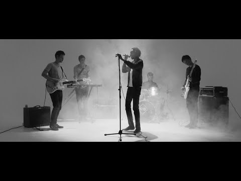 Kennedy's Bridge - Come Closer (OFFICIAL VIDEO)