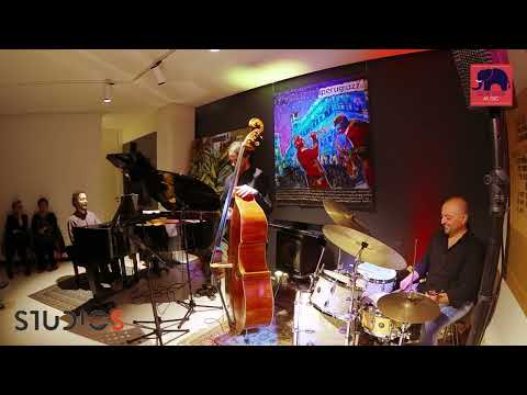 Antonio Fusco Trio - PILGRIM - Live at STUDIOS (Perugia)