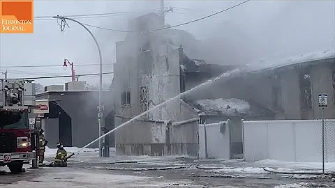Firefighters tackle central Edmonton church fire