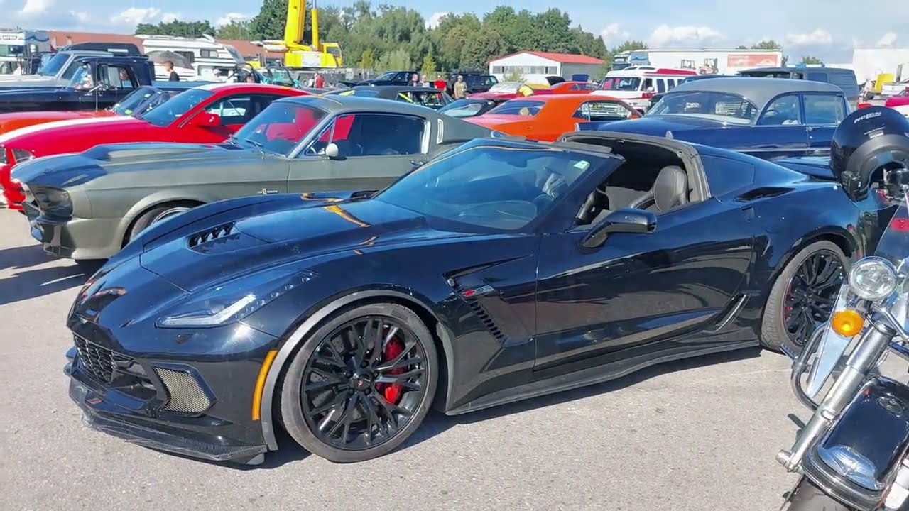 Wolfern bei Steyr, US-Car, Oldtimer und Harley Treffen 02092023