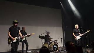 The Raveonettes - Beat City (live in Athens)