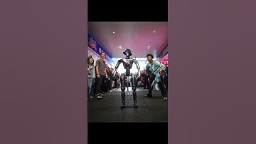 IShowSpeed meets Dancing Robot in China😂💀😱 #football #reels #edit #trending