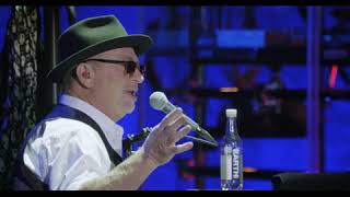 Watch Toto Miss Sun video