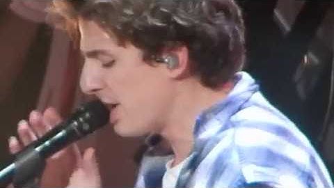 ONE CALL AWAY   CHARLIE PUTH